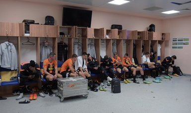 Shakhtar's league game with Oleksandria interrupted by air raid siren