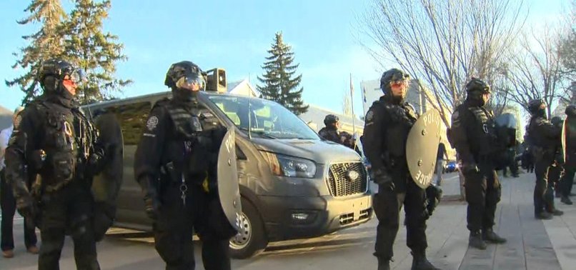 CANADA POLICE CLEAR OUT PRO-PALESTINIAN PROTESTERS AT UNIVERSITY