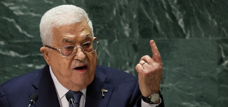 President Abbas stresses right of Palestinians to defend themselves