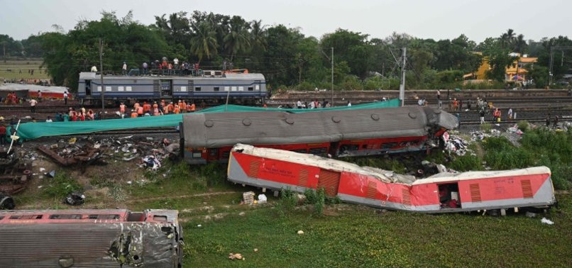 ‘SIGNALING ISSUE’ LIKELY CAUSE OF MAJOR TRAIN CRASH IN INDIA: MINISTRY