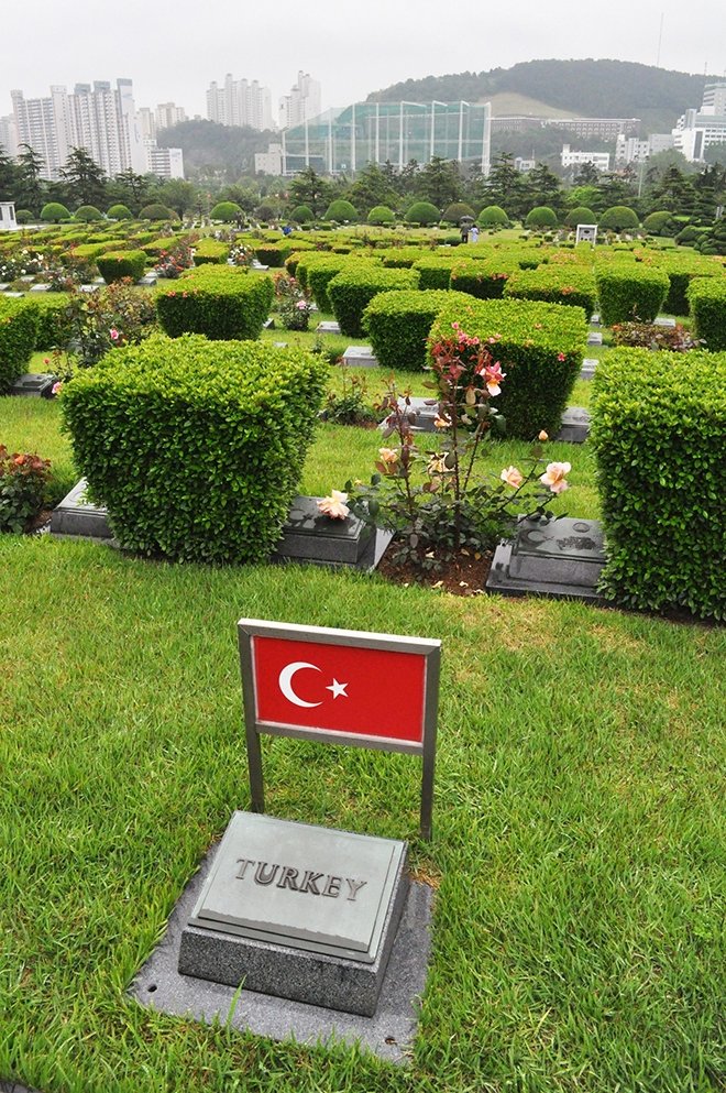 Dostluğun sembolü: Kore’deki Türk Şehitliği