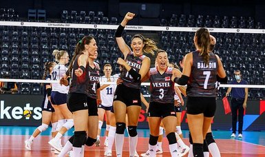 Turkey win in straight sets against Finland in European Volleyball Championship