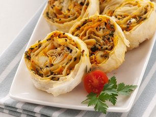 Havuçlu ve Peynirli Rulo Börek