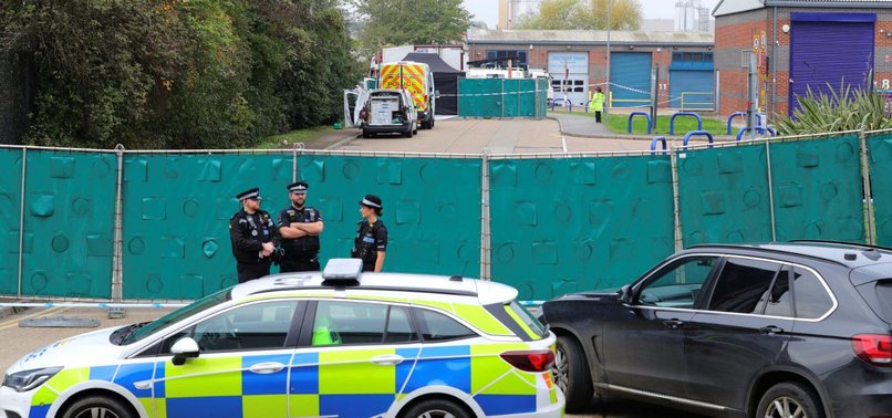 39 BODIES DISCOVERED IN TRUCK IN ESSEX, ENGLAND