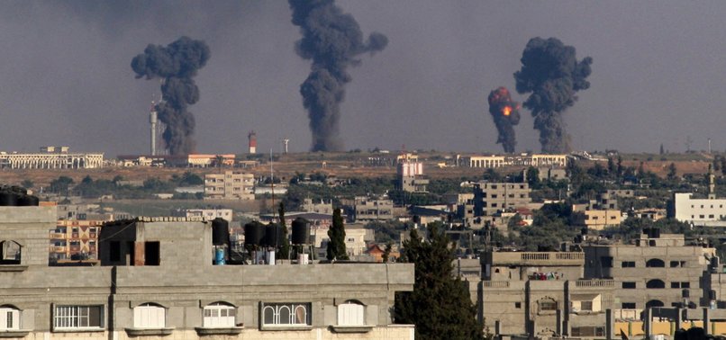 ISRAELI WARPLANES LAUNCH AIRSTRIKES ON PALESTINES GAZA STRIP