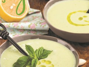 Çiğ Badem Çorbası Tarifi