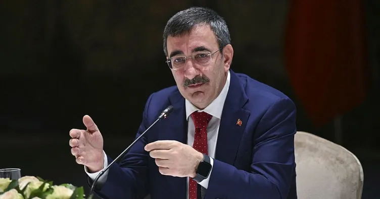 CB Yardımcısı Cevdet Yılmaz’dan emekliye ek zam açıklaması: SSK ve Bağ-Kur en düşük emekli maaşı ne kadar olacak?