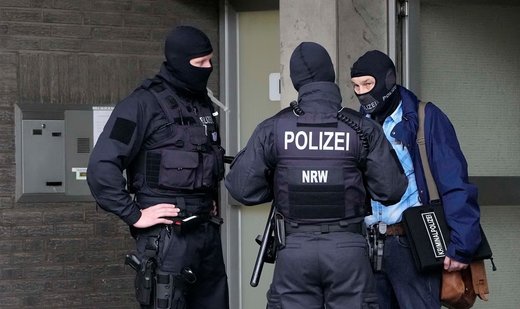 German police raid 14 properties of suspected drug dealers