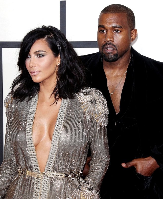 KANYE WEST ZENGİN KOKUYOR