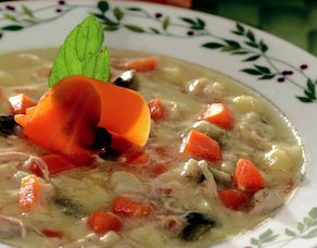 Turşulu Tavuk Çorbası Nasıl Yapılır? Turşulu Tavuk Çorbası Tarifi
