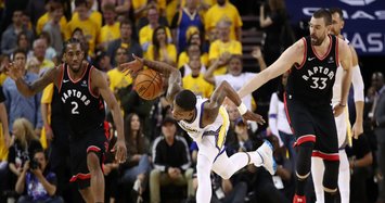 Raptors rout injury-hit Warriors to take 2-1 lead in NBA Finals