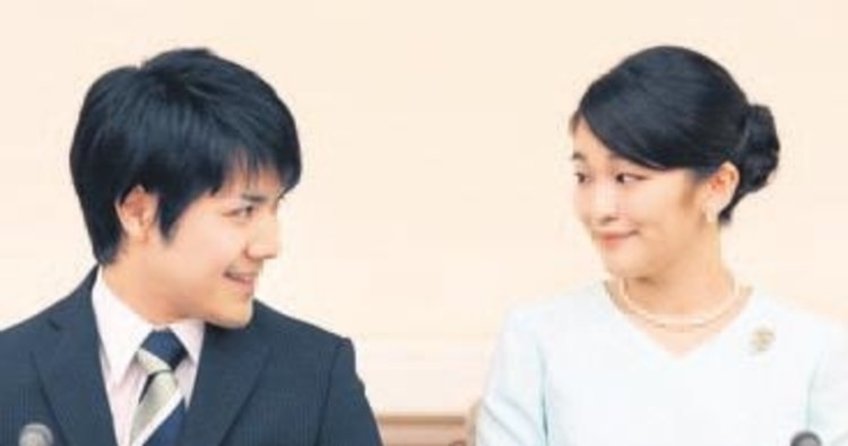 Prenseslikten vazgeçip nişanlandı