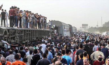 At least 11 dead, 98 injured in train crash in Egypt