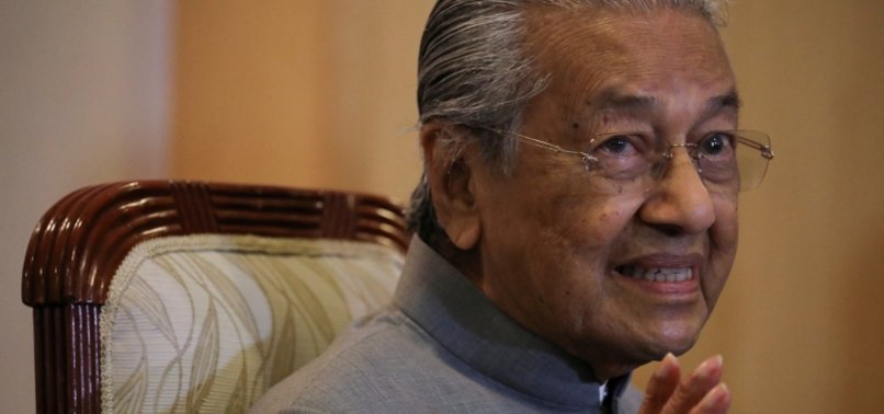 MALAYSIA FORMER PM MAHATHIR RECOVERING, MOVED TO REGULAR WARD