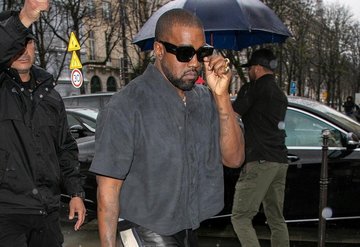 Balenciaga ve Yeezy Gap İş Birliği Yolda