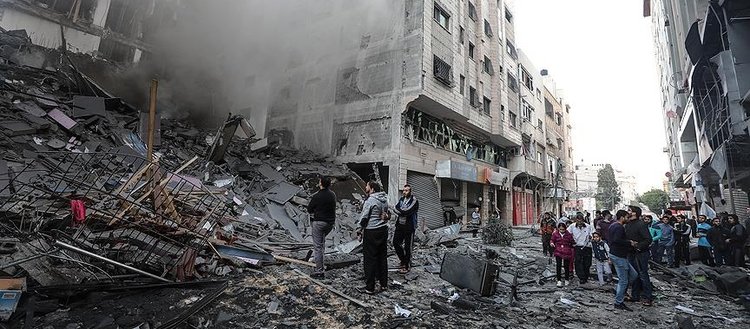 İsrail 2018’de Gazze’yi 865 kez bombaladı