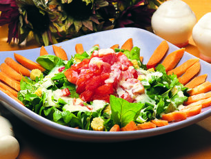 Peynir Soslu Salata