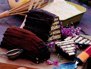 Kat Kat Piramit Pasta