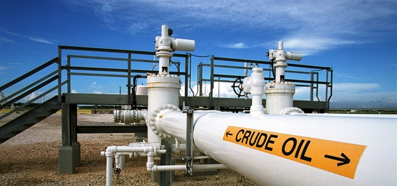 OIL PRICES DIP 4 PERCENT ON OVERSUPPLY, EQUITIES SELL-OFF