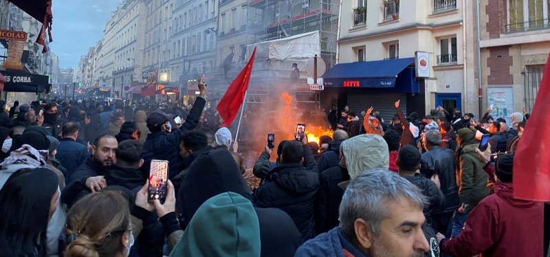 Terrorist PKK supporters clash with Paris police after shooting