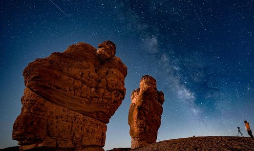Meteor shower lit up the sky