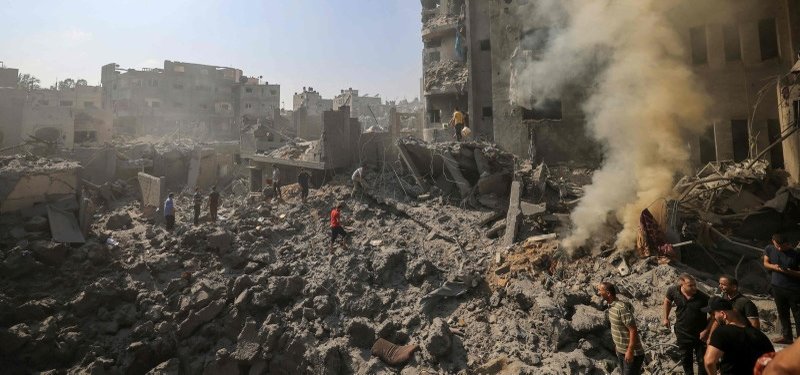 Gaza doctor warns hospitals will soon become 'graveyards'