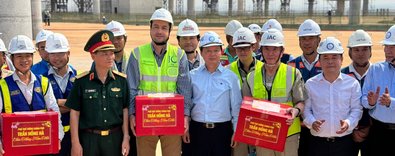 TürkmühendislerininimzaattığıLongThanhHavalimanınaVietnamHükümetindentamnot