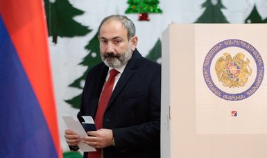 Armenian opposition gives ultimatum to premier
