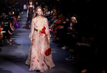 Valentino İlkbahar/Yaz 2022