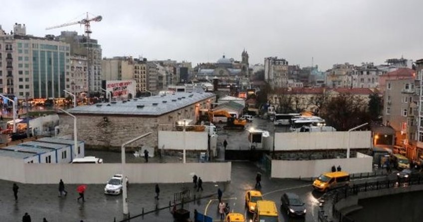 Taksim’deki cami alanına ilk kepçe vuruldu