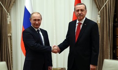 Erdoğan, Putin discuss bilateral ties and regional developments over phone