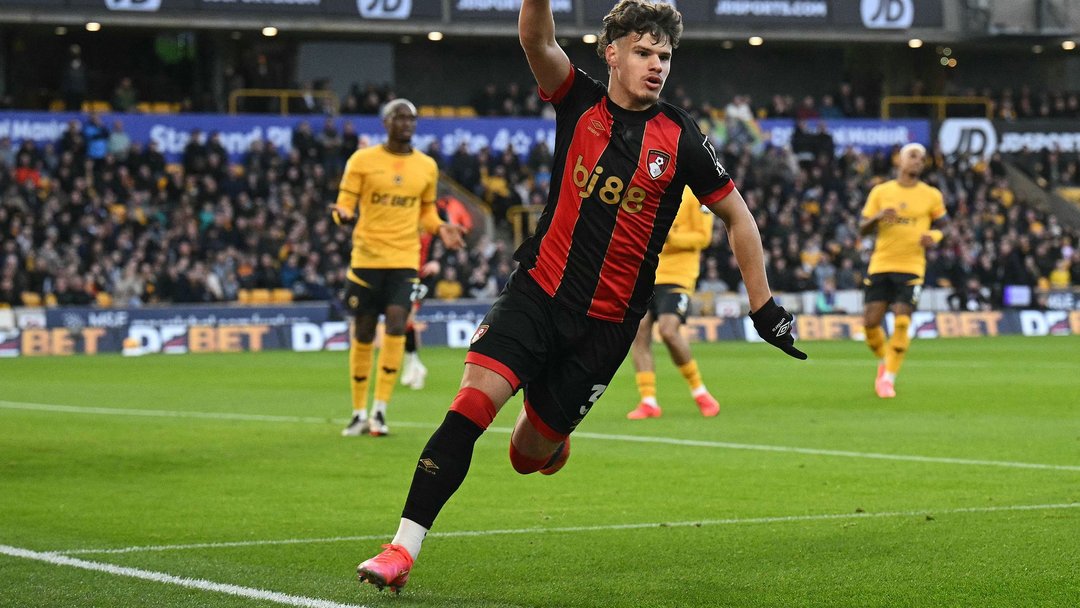LIVERPOOL’DAN MILOS KERKEZ HAMLESİ