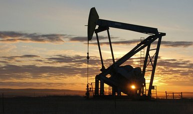 Oil prices down over rising value of US dollar