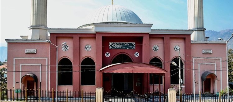 Azad Keşmir’in kalbi Türk camisi çevresinde atıyor