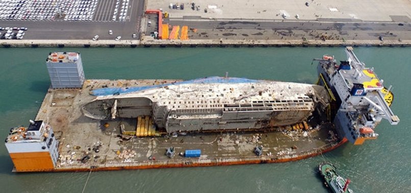 VICTIMS’ RELATIVES, INVESTIGATORS TO LOOK FOR CLUES IN RAISED SOUTH KOREAN FERRY SEWOL