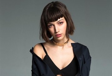 Ursula Corberonun yeni imajı!