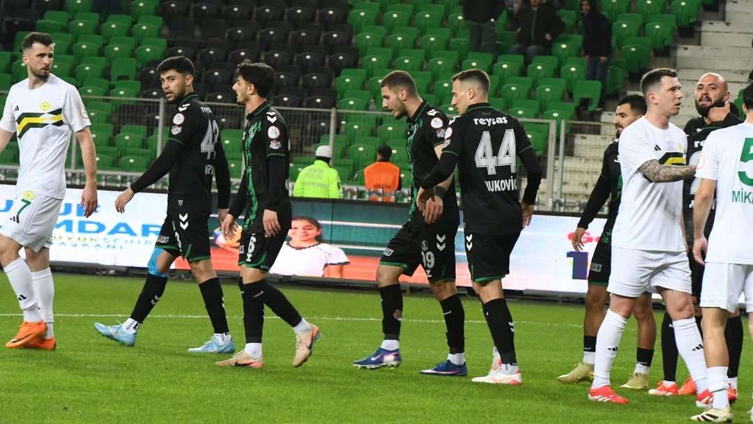 SAKARYASPOR, 2. LİG’E DÜŞTÜ