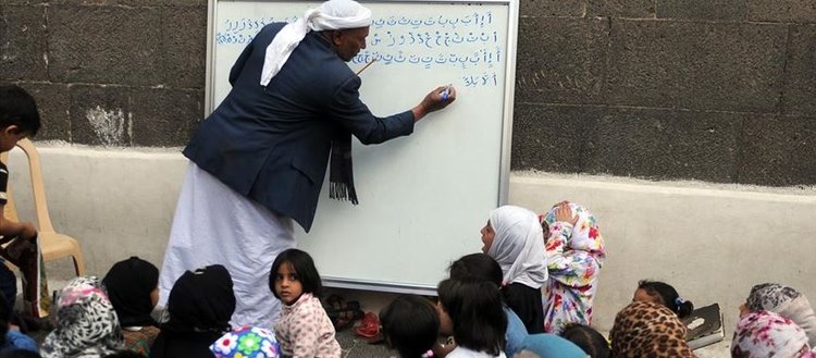 Yemen’de 2014’ten bu yana 4,5 milyon çocuk eğitimden mahrum kaldı