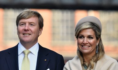 Dutch king welcomes government apology for slavery