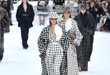 Chanel Lagerfeldli son yılda 11 milyar dolar kazandı
