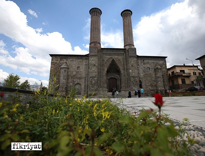 ERZURUM: Çifte Minareli Medrese ’Vakıf Eserleri Müzesi’ olarak misafirlerini ağırlayacak