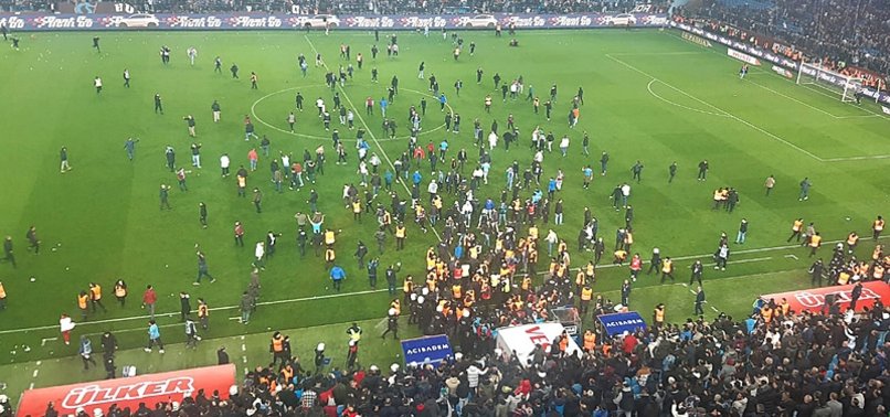 TRABZONSPOR GET SIX MATCH FAN-BAN OVER PITCH INVASION