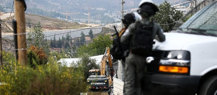İsrail güçleri, Doğu Kudüs’te Filistinli şehidin anıtını yıktı