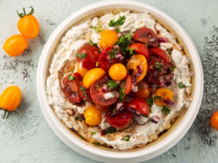 Domatesli Enginar Cacığı