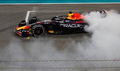 Verstappen wraps up the season with 19th win in 22 races