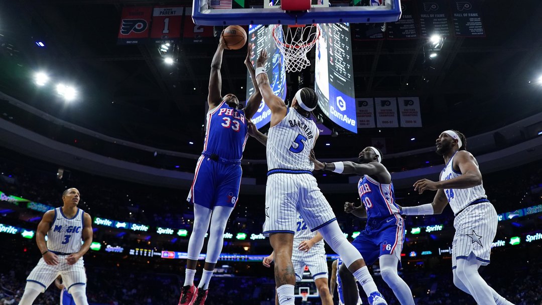 PHILADELPHIA 76ERS 4’TE 4 YAPTI