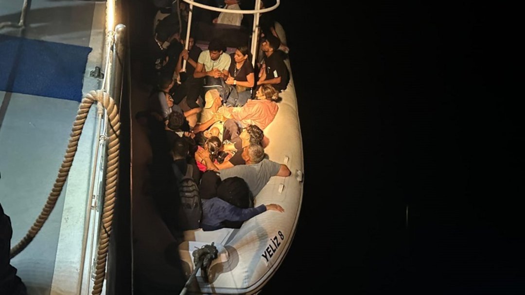 BODRUM’DA 27 DÜZENSİZ GÖÇMEN YAKALANDI
