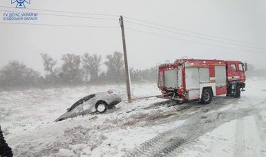 Ten people die in Ukraine snowstorms
