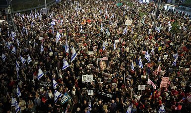 Thousands of Israelis call on Netanyahu to resign over Gaza war
