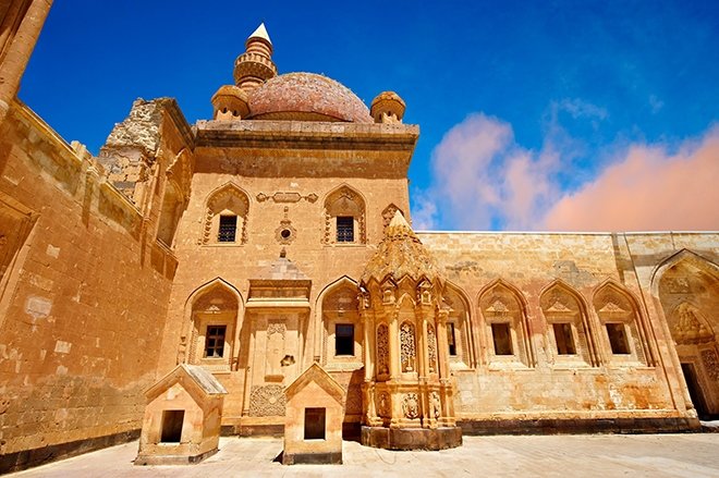 Doğu’nun mücevheri İshak Paşa Sarayı